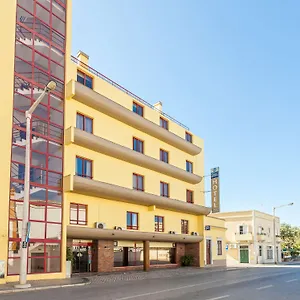 Western Dom Bernardo Szálloda